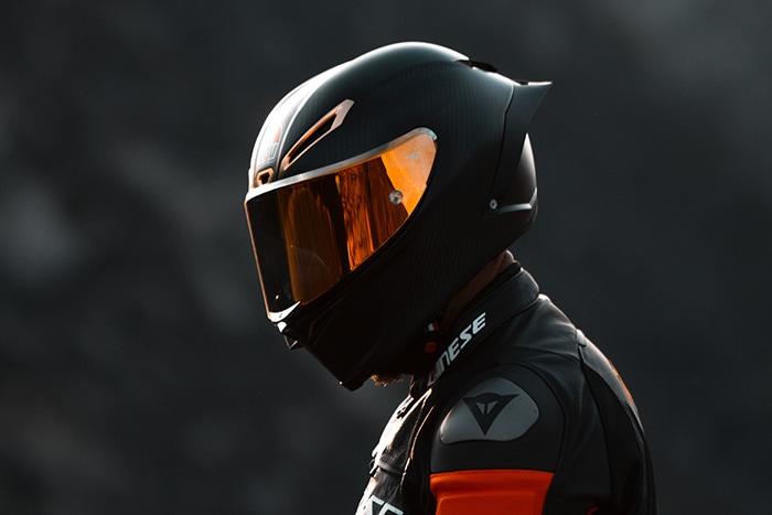 Stop Motorcycle Helmet Fogging Up - Xpert Rider